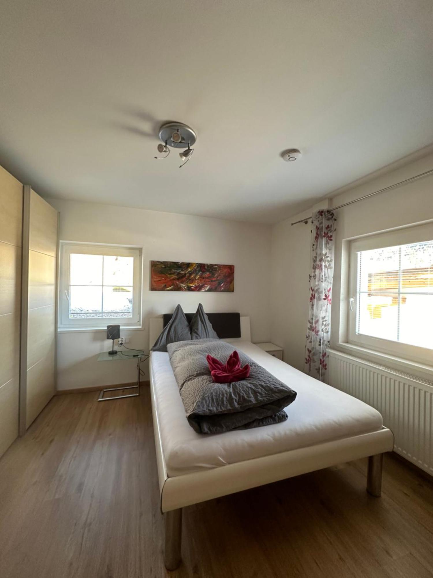 Fruehstueckspension Alpenrose Bed & Breakfast Iselsberg ภายนอก รูปภาพ