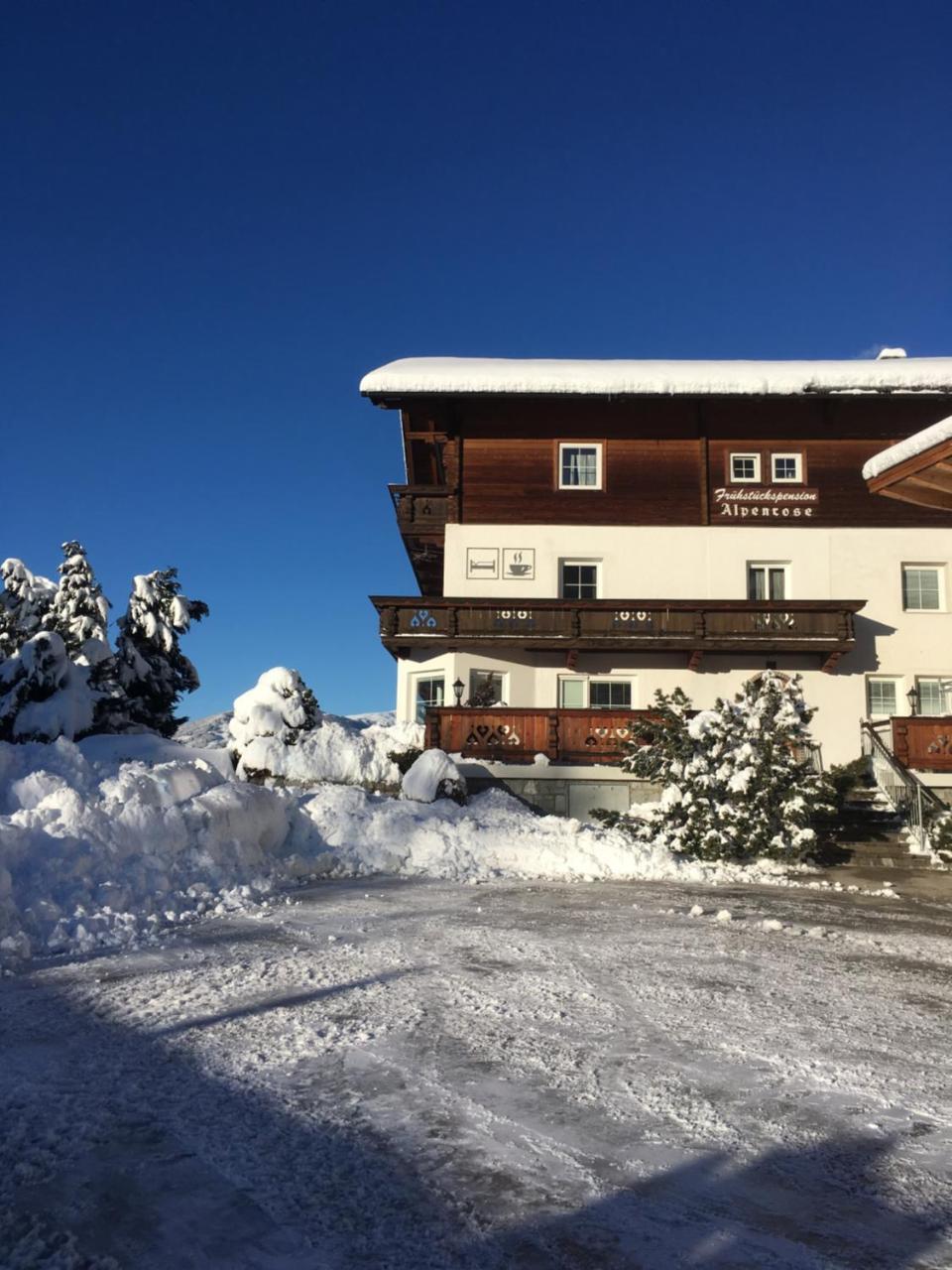 Fruehstueckspension Alpenrose Bed & Breakfast Iselsberg ภายนอก รูปภาพ
